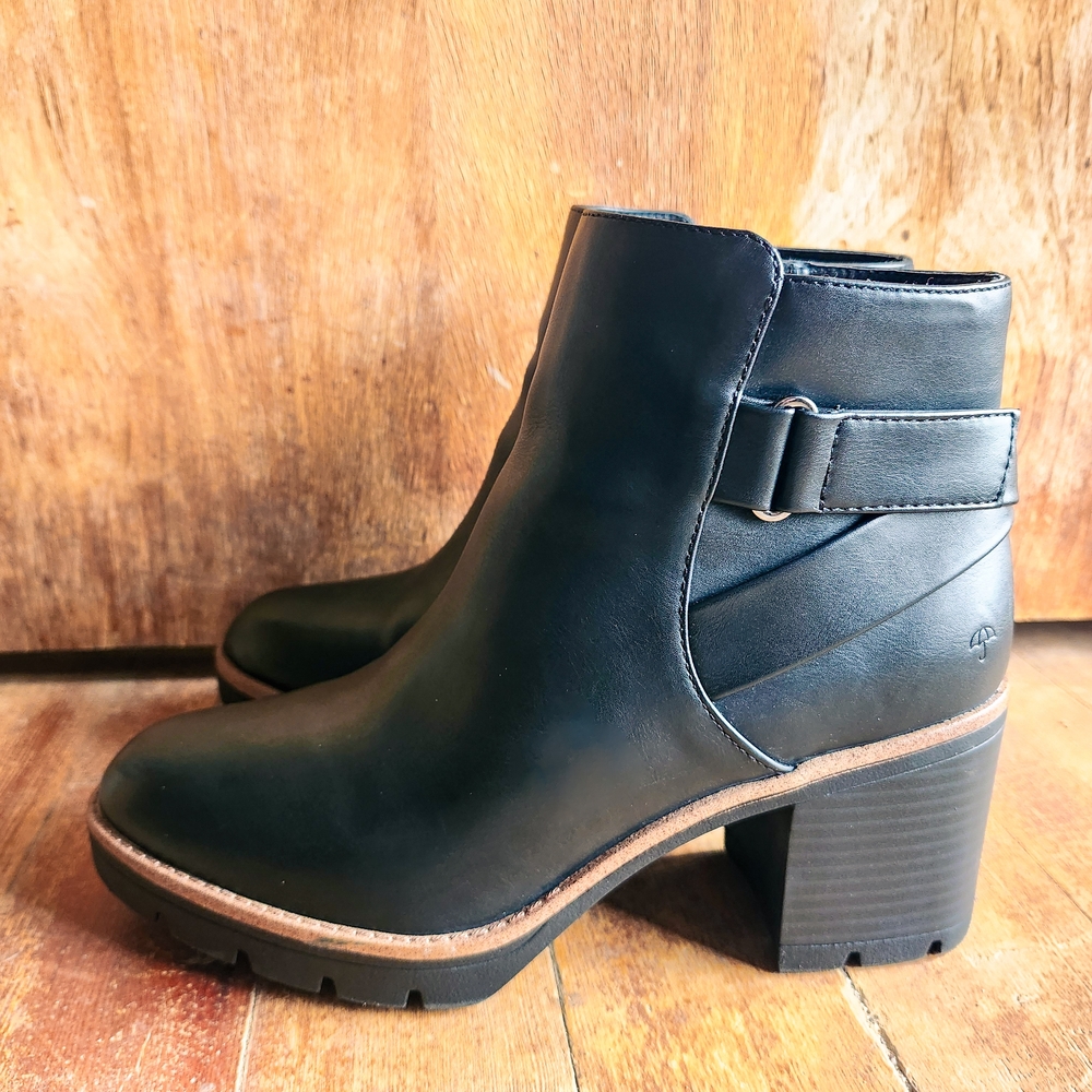 Naturalizer Black Ankle Boots Womens 10 Chunky Heel Lug Sole Comfort Booties